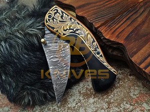 Couteau de poche pliant en acier Damas, manche en Micarta noir de qualité supérieure, gravure ornée, étui en cuir, OEM disponible, lame à pointe tombante - Product Image 3