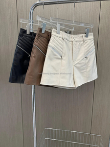 Short en cuir taille haute coupe trapèze pour femme, couleur unie, fermeture éclair avant, style décontracté, blanc - Product Image 3