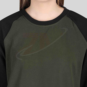 T-shirt pour femme à manches raglan vert olive, col rond, coupe ample, couleur unie, vêtement décontracté, 100% jersey polyester - Product Image 4