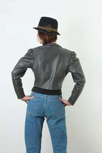 Chaqueta de Motociclista Corta de Piel de Cordero 100% Genuina para Mujer, Chaqueta de Cuero Ajustada para Moto - Product Image 5