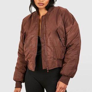 Chaqueta Bomber Transpirable de Piel de Oveja de Alta Calidad para Mujer EVER GLOW con Forro de Satén, la Más Vendida en Ropa Urbana - Product Image 4