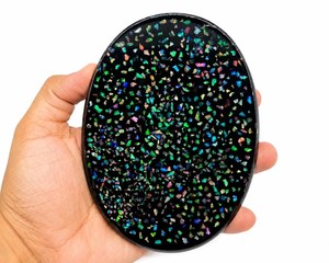 Ópalo Negro Iridiscente Ovalado Grande Creado en Laboratorio, Piedra de Exhibición de 1200 Ct. Gema para Joyería, Certificado IGI, Decoración del Hogar, Regalo - Product Image 1