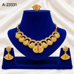 Parure de bijoux de mariée classique en alliage de cuivre plaqué or 24 carats, collier et boucles d'oreilles en forme d'éventail avec incrustation de zircon, bijoux de mariage pour femmes - Product Image 2