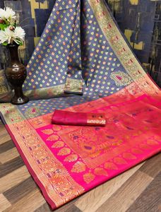 Sari de seda de alta calidad con blusa, ideal para bodas, fiestas y recepciones, disponible para la venta, directo de fábrica. - Product Image 2