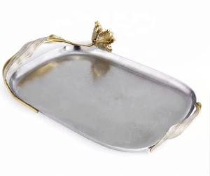 Bandeja de Servicio Metálica con Diseño de Tulipán Premium, Bandeja Decorativa Perfecta para Bodas, Aniversarios y Decoraciones Centrales - Product Image 4