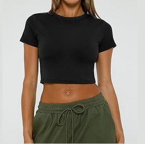 Débardeur court uni noir pour femme, coupe classique, décontracté, respirant, pour le yoga, l'entraînement et le fitness - Product Image 1