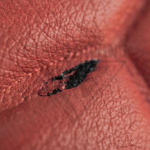 Protège-coudes de boxe en mousse haute densité, rouge et noir, dernière tendance, robustes, réglables, durables, avec sangle sécurisée - Product Image 5