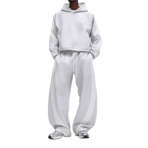 Conjunto de Sudadera con Capucha Personalizada para Hombre, Estilo Urbano, Manga Raglán, Pantalones Deportivos Holgados de Felpa Gruesa con Franjas Laterales - Product Image 3