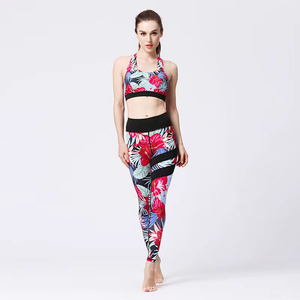 Conjunto de Yoga de Dos Piezas para Mujer, de Alta Calidad, Bra Deportivo Sin Costuras, Leggings Ajustados, Diseño OEM, Color Sólido - Product Image 2