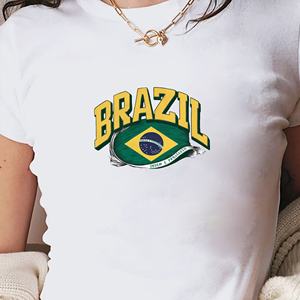 Camiseta corta de punto ajustada para mujer con ilustración de la bandera de Brasil Y2K - Product Image 3