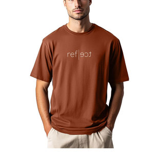 Camiseta de Hombre de Alta Calidad, Corte Regular, 100% Algodón, Ecológica, de Secado Rápido, Diseño Personalizado OEM, Hecha en Pakistán - Product Image 1