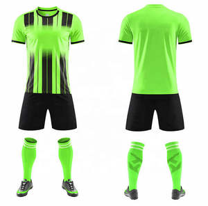 Conjunto de Uniforme de Fútbol Sublimado en Oferta, Conjunto de Camiseta de Fútbol de Manga Corta Diseñado para Brindar Soporte a la Movimiento de Alta Velocidad en el Uso Diario - Product Image 4