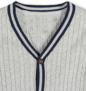 2026 <b>Women's</b> V-Neck Cable Knit <b>Cardigan</b> <b>with</b> Contrast Trim <b>Pockets</b> and Buttons - Product Image 3
