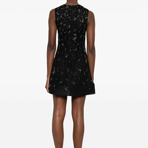 Robes courtes sexy pour femmes, à porter en soirée, brodées, ornées de perles, sans manches, col en V profond, robe élégante - Product Image 1