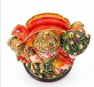 Handmade <b>Resin</b> Hanuman <b>Figure</b> Modern Religious Statue for Diwali Home Office Art Tabletop Display - Product Image 3