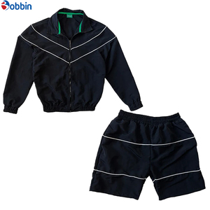 Ensembles coupe-vent unisexes confortables avec logo personnalisé, veste zippée réfléchissante et short de sport en nylon, ensembles de survêtements - Product Image 4