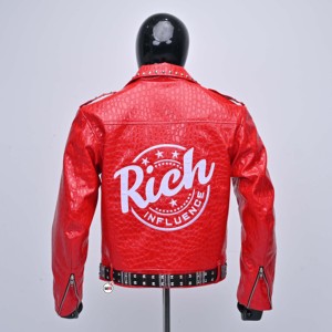 Chaqueta de Moto para Hombre de Cuero Rojo Grabado con Remaches, Cuello Vuelto, Cierre de Cremallera, Ajuste Delgado, Estilo Otoñal, Diseño Personalizado - Product Image 2