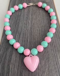 สร้อยคอจี้เรซิ่นทำมือสำหรับผู้หญิง สีสันสดใส น้ำหนักเบา เครื่องประดับแฟชั่นสำหรับใส่ทุกวัน งานปาร์ตี้ งานแต่งงาน เทศกาล และโอกาสพิเศษ - Product Image 5