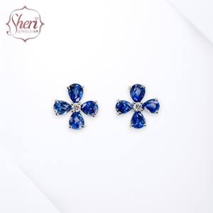 Boucles d'oreilles clous en or blanc massif 18 carats pour femme Sheri Jewels, avec diamants et saphirs en forme de quatre feuilles et de poire, cadeau d'anniversaire - Product Image 1