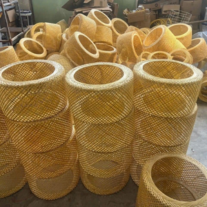 Abat-jour en bambou fait main du Vietnam – Abat-jour tressé naturel abordable pour lampe suspendue, décoration intérieure, café et restaurant - Product Image 4