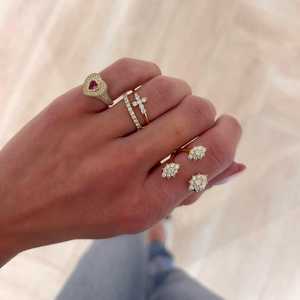Bagues Statement en Or Massif 14K 18K avec Diamant de Laboratoire Taille Ronde Sertie Pavé, Solitaire, Bijoux de Luxe pour Cocktail, Vente en Gros - Product Image 4