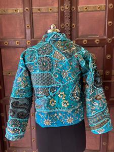 Veste Kantha brodée à la main en turquoise, imprimée au bloc, patchwork, perlée, pour femme, manteau d'hiver, style bohème ethnique, vêtement d'extérieur - Product Image 3