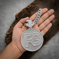 Pendentif Médaillon Rond Personnalisé Hip Hop Iced Out avec Chaîne Cubaine en Moissanite, Argent 925 Plaqué Or, Bijoux pour Hommes – Vente en Gros