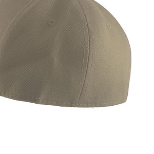 Casquettes de golf personnalisées à prix raisonnable pour hommes et femmes, broderie personnalisée, logo brodé, casquette de sport ajustée unisexe, faible quantité minimum de commande. - Product Image 2