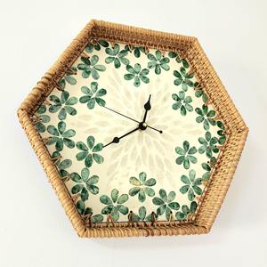 Horloge murale en rotin de luxe avec coquille de nacre, horloge suspendue pour bureau, maison, hôtel, décoration - Product Image 1