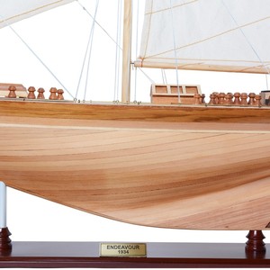 Modelo de velero Endeavour de 40 pulgadas hecho a mano, decoración náutica para hoteles, oficinas, hogares y regalos - Contacto para venta al por mayor - Product Image 4