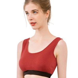 2026 Hot Selling Eco-Friendly Breathable Simple Spandex/Nylon High Support <b>Halter</b> Crop Top Sports <b>Bra</b> with Removable Cups - Product Image 5