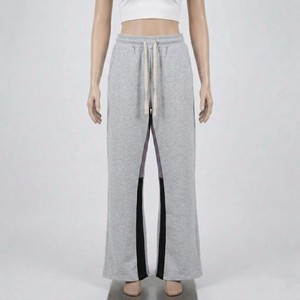 Pantalones Deportivos Grises de Pierna Ancha para Mujer, con Cintura Ajustable con Cordón y Raya Lateral, Corte Holgado Informal, Tejidos, Estilo Otoñal - Product Image 1