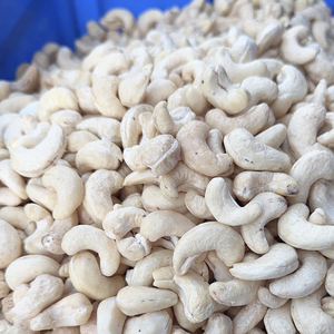 Prix Usine Compétitif Noix de Cajou du Vietnam en Gros W180 W240 Santigo Ltd Sans Taxe - Product Image 1
