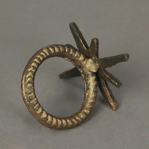 Elegantes Anillos para Servilletas con Diseño de Estrella Dorada Antigua, Decoración Rústica de Hierro Fundido para Mesa, Porta Servilletas de Lujo con Estrella del Norte Dorada Vintage - Product Image 4