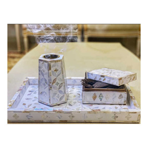 Quemador de incienso indio artesanal con incrustaciones de hueso, ecológico, para uso religioso, ideal como regalo y accesorio de decoración para el hogar. - Product Image 5