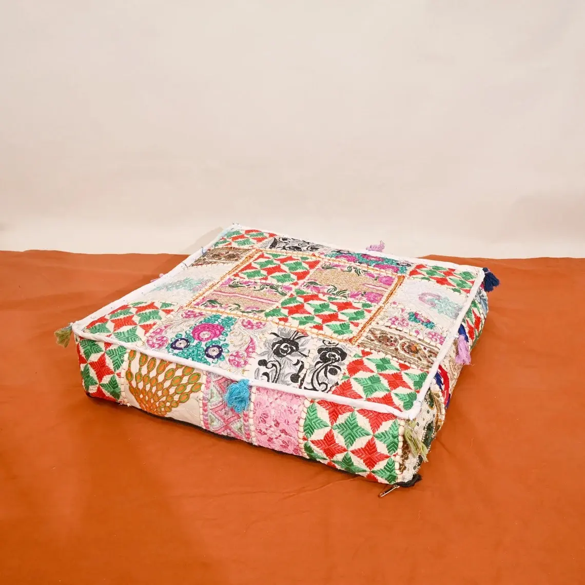 Bantal lantai Boho perca, keluaran baru penutup bantal dekoratif Pouf persegi, penutup bantal perca buatan tangan India