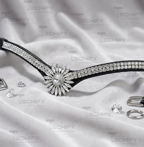Frontal de boulangerie en cuir noir pour cheval, avec centre en strass transparents motif tournesol - Product Image 1