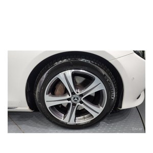 เมอร์เซเดส-เบนซ์ อี-คลาส อี300 อาวองต์การ์ด ปี 2020 ระยะทาง 37,796 กม. เกียร์อัตโนมัติ พวงมาลัยซ้าย เบาะหนัง มาตรฐานไอเสียยูโร 5 กล้องมองหลัง - Product Image 5