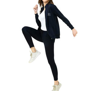 Chándal de mujer de color sólido, diseño y talla personalizados, precio bajo al por mayor, chándal de mujer de primera calidad hecho en Pakistán - Product Image 3