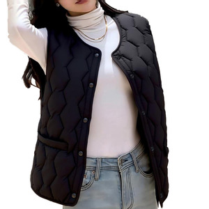 Gilet matelassé en laine respirant et imperméable à double boutonnage pour femme, idéal pour la randonnée en montagne - Product Image 1