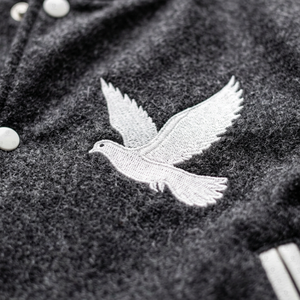 Fabricant OEM, vente en gros de vestes Letterman de haute qualité pour hommes, veste varsity vintage personnalisée, streetwear d'hiver, veste varsity blanche - Product Image 5