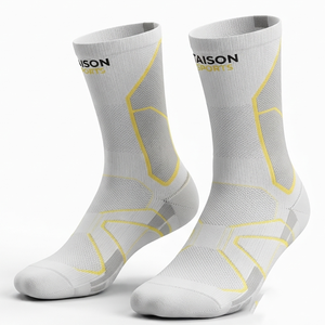 Chaussettes de squash en polyester élasthanne premium 160 GSM, gris-jaune, respirantes, avec soutien de la voûte plantaire tissé, séchage rapide, écologiques, personnalisables, thermiques - Product Image 1