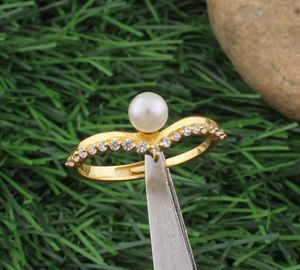 Anillo de Plata de Ley con Bisel Chapado en Oro de Lujo, Anillo Redondo con Perla y Piedras Preciosas para Mujer, Joyería Elegante para Regalo de Fiesta - Product Image 3