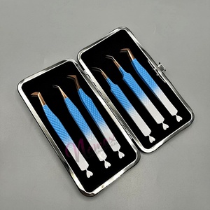 Juego de Pinzas para Extensión de Pestañas de Acero Inoxidable con Punta de Fibra, Resistentes, Antibacterianas, Ligeras y Personalizables - Product Image 4