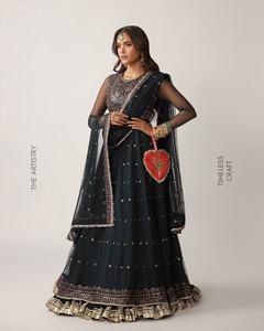 Salwar Kameez pour femmes WS, design élégant, viscose de qualité supérieure, séchage rapide, évacuation de l'humidité, sans plis, protection solaire pour les fêtes - Product Image 6