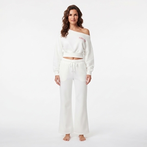 High Quality <b>Women's</b> <b>White</b> Two Piece Set Crop Top Full Sleeves Hoodie And Wide Leg <b>Jogger</b> Custom Embroidered Logo - Product Image 4