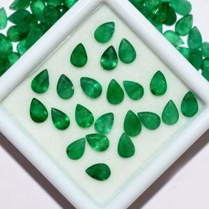 พลอยมรกตทรงลูกแพร์เจียระไนแบบธรรมชาติ  ขนาดมาตรฐาน  ไม่ผ่านการปรับแต่ง  พร้อมใบรับรอง  ล็อตเม็ดพลอยสำหรับทำเครื่องประดับ - Product Image 4