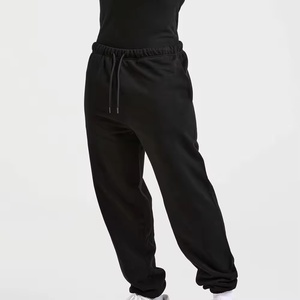 Pantalon de jogging streetwear personnalisé de haute qualité, coupe ample, en coton épais 600 GSM, gris, jambe large droite, pour homme - Product Image 1