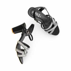 Sandalias de tacón negras FN6120 con diseño elegante y elegante - Product Image 1