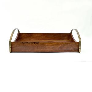 Plateau rectangulaire en bois d'acacia avec poignées en métal - Product Image 2